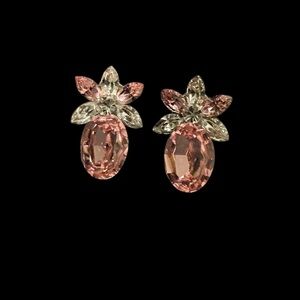💕Vintage Floral Rhinestone Earrings💕